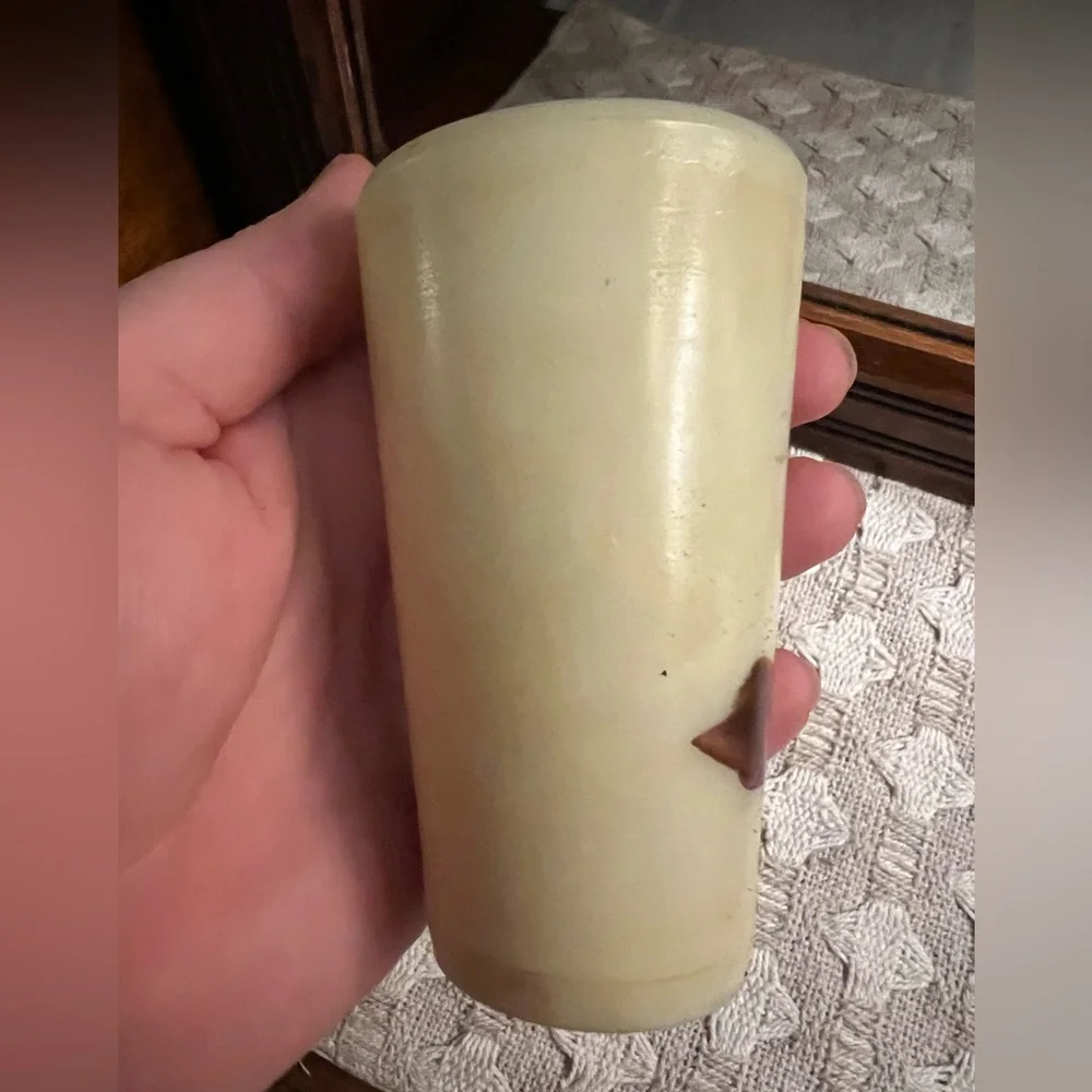 NO BRAND Classic Mid Century Modern Vintage Milk Glass‎ Bud Vase Yellow Brown
